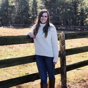 Meet your Posher, Katelyn